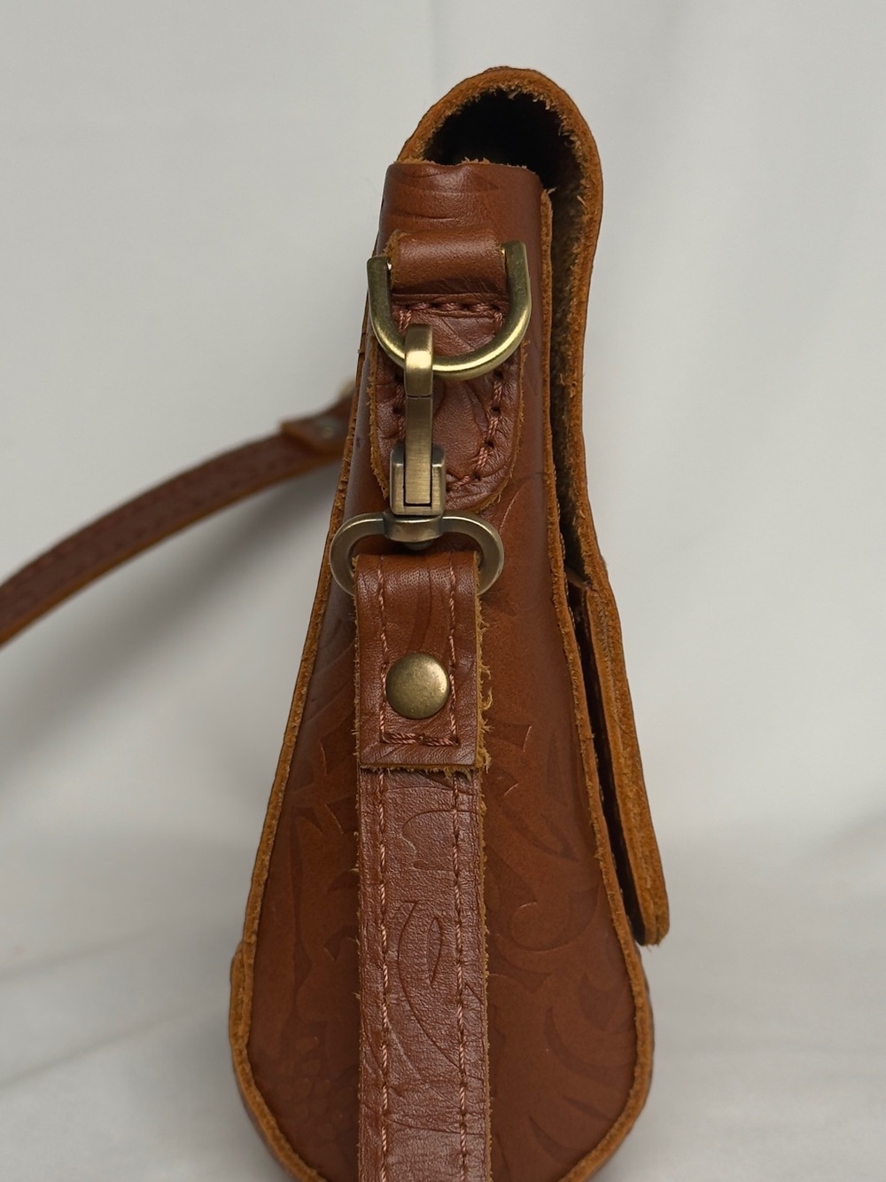 Brown Floral Embossed Leather Portland Leather Metro Crossbody Bag - Picture 4 of 6